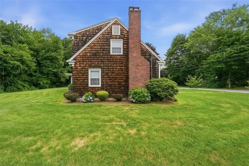 24 Rolling Acres Drive Cumberland RI 02864