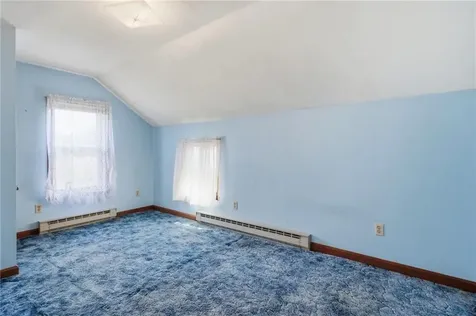 12 Robert Avenue Portsmouth RI 02871