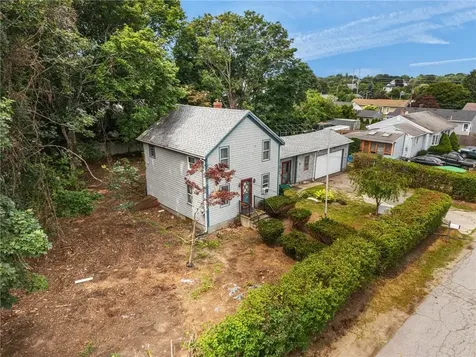 12 Robert Avenue Portsmouth RI 02871