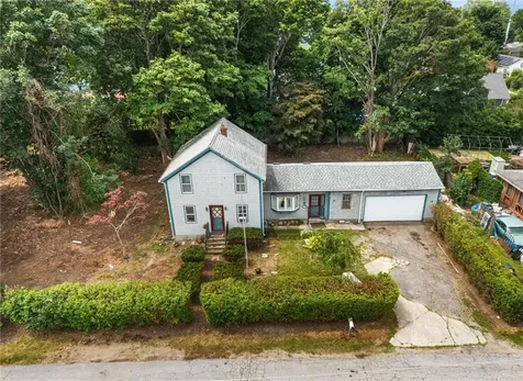 12 Robert Avenue Portsmouth RI 02871