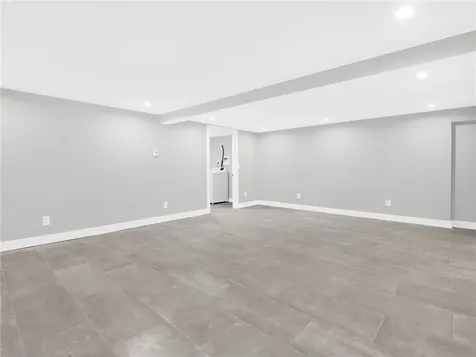 7 Jay Drive North Kingstown RI 02852