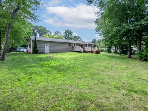 7 Jay Drive North Kingstown RI 02852
