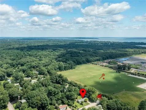7 Jay Drive North Kingstown RI 02852