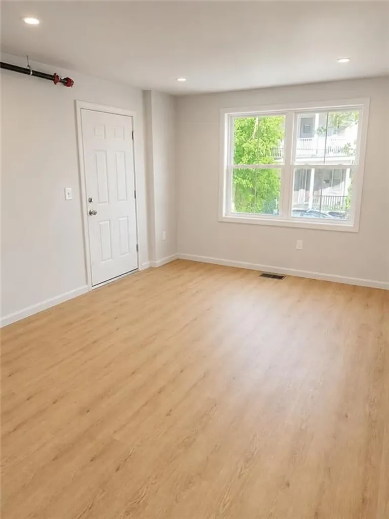 134 Florence Street Providence RI 02909