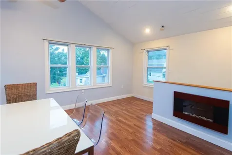 13 Island Avenue Portsmouth RI 02871