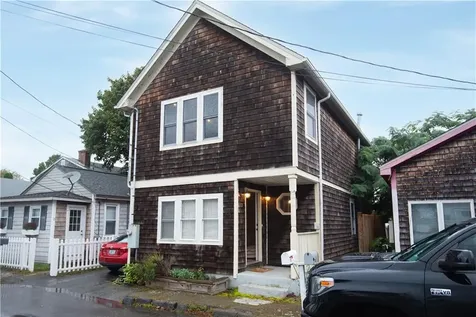 13 Island Avenue Portsmouth RI 02871