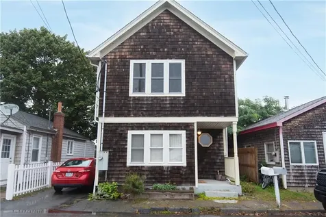 13 Island Avenue Portsmouth RI 02871