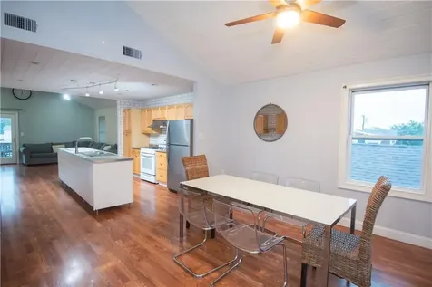 13 Island Avenue Portsmouth RI 02871