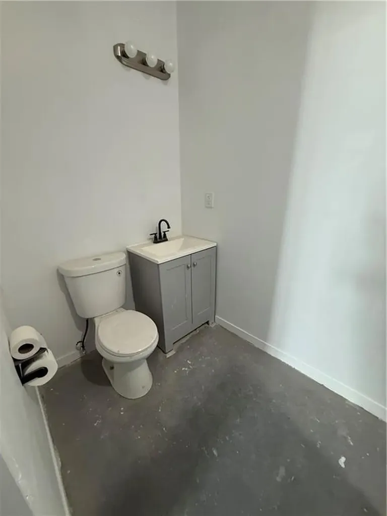 536 Smith Street Providence RI 02908
