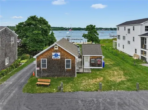 7 Broadview Avenue Bristol RI 02809