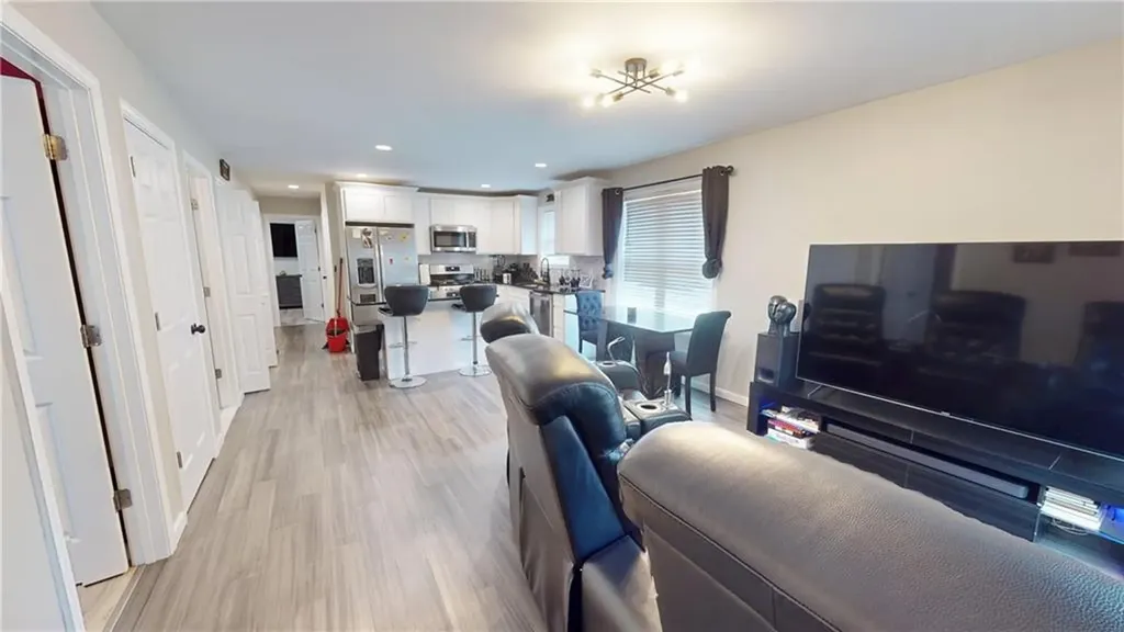 39 Derry Street Providence RI 02908