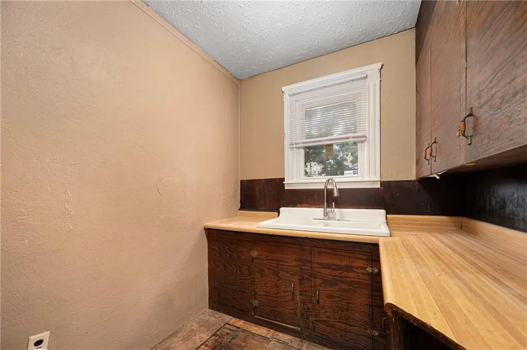 23 Grand Street Providence RI 02907