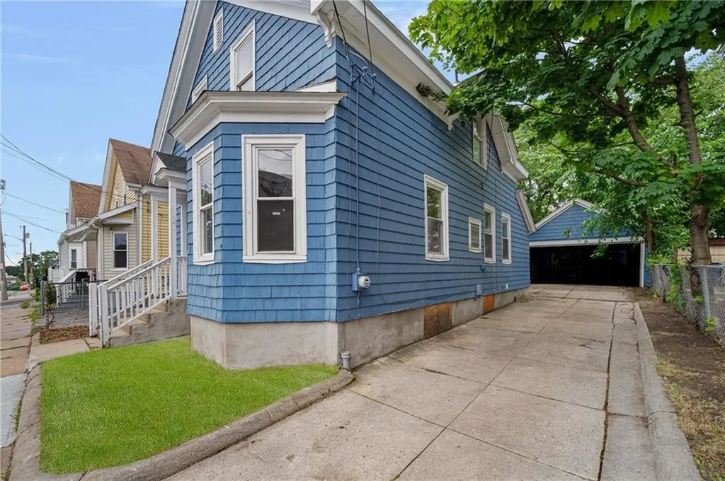 23 Grand Street Providence RI 02907