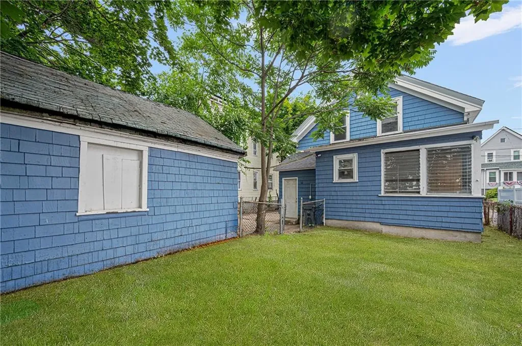23 Grand Street Providence RI 02907