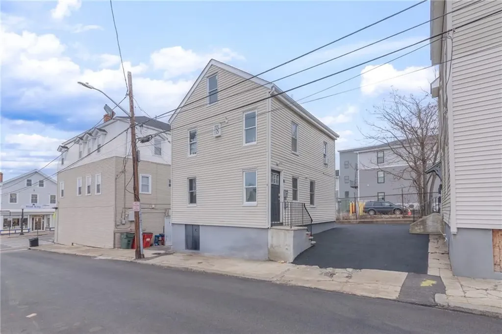 8 10 Marcello Street Providence RI 02919