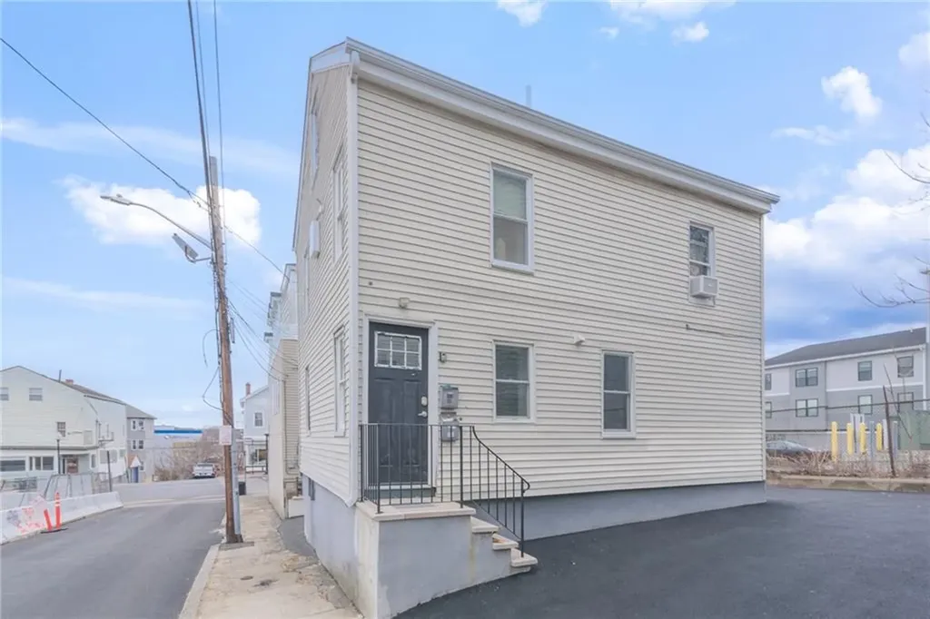 8 10 Marcello Street Providence RI 02919