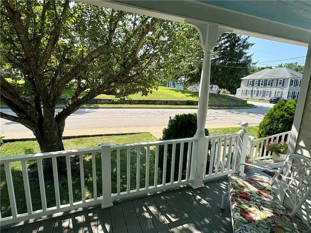 65 Summit Avenue West Warwick RI 02893