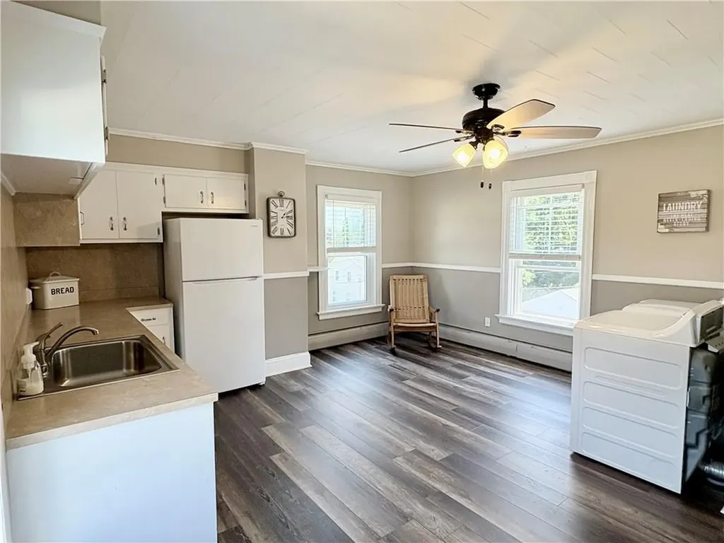 65 Summit Avenue West Warwick RI 02893