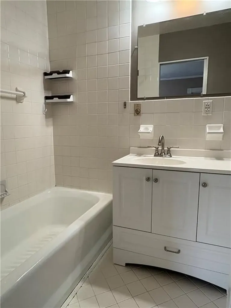 65 Summit Avenue West Warwick RI 02893