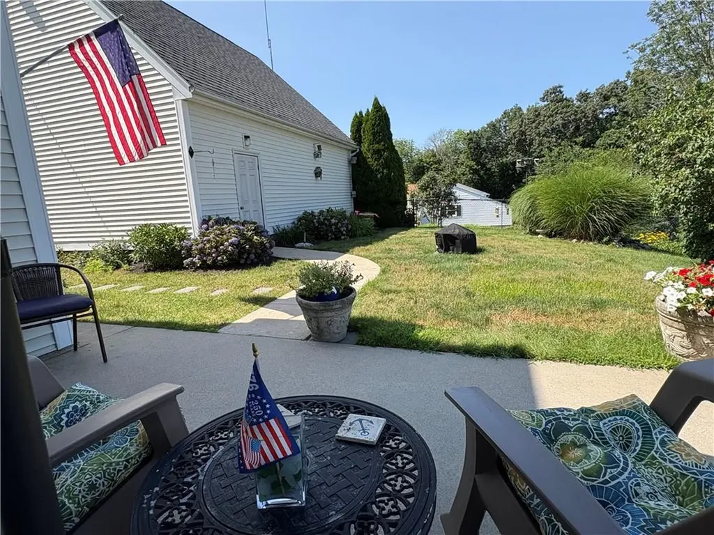 65 Summit Avenue West Warwick RI 02893