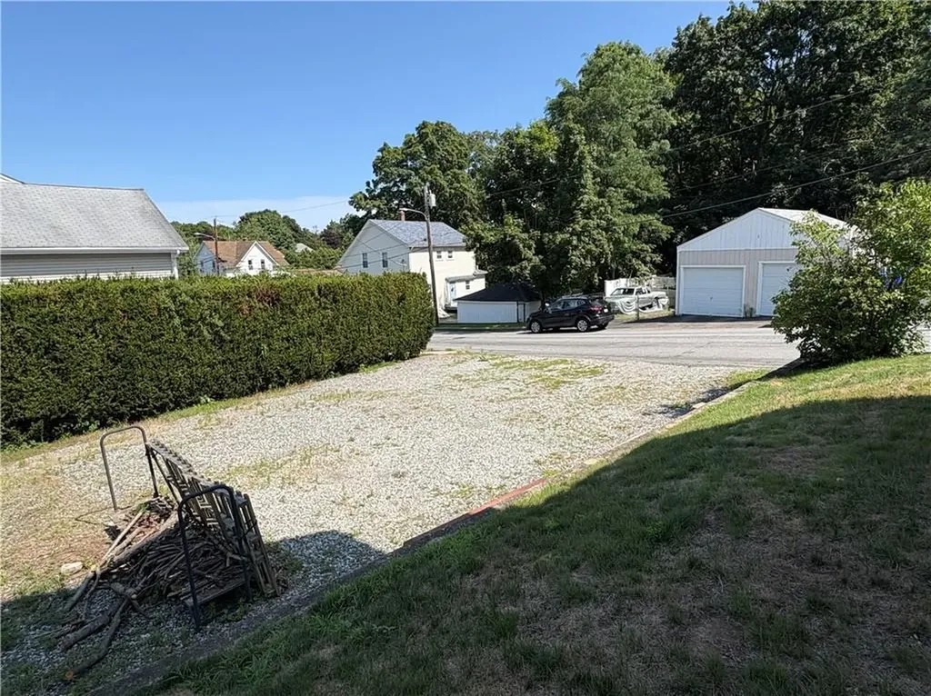 65 Summit Avenue West Warwick RI 02893