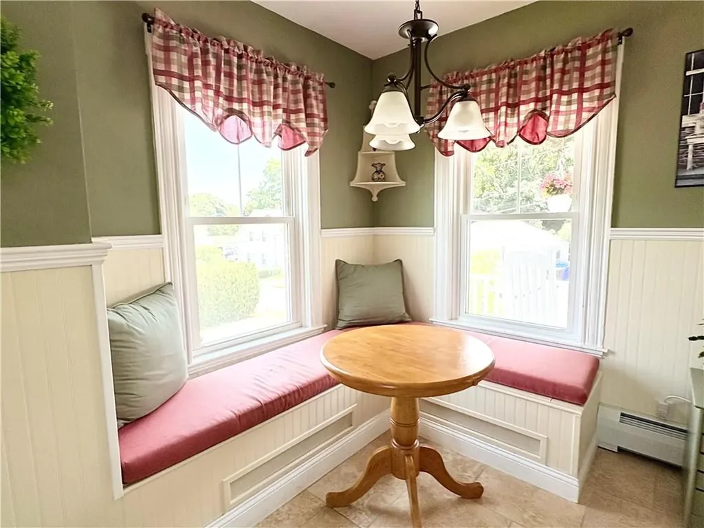 65 Summit Avenue West Warwick RI 02893