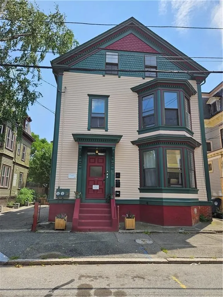 104 Chapin Avenue Providence RI 02909