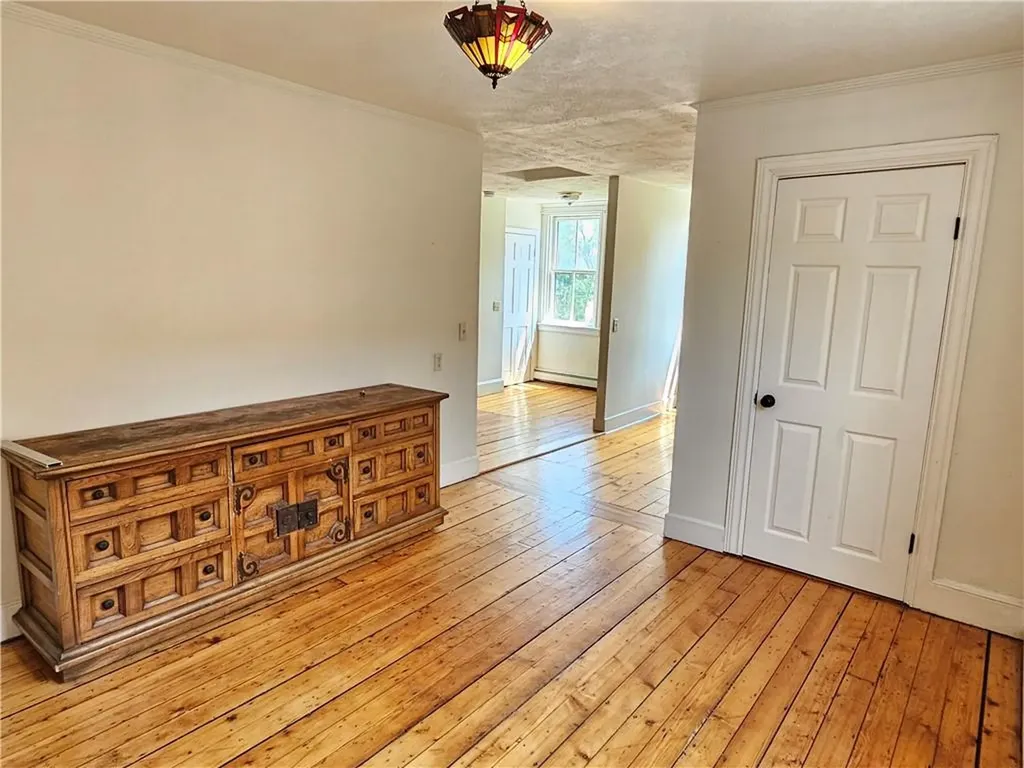 104 Chapin Avenue Providence RI 02909