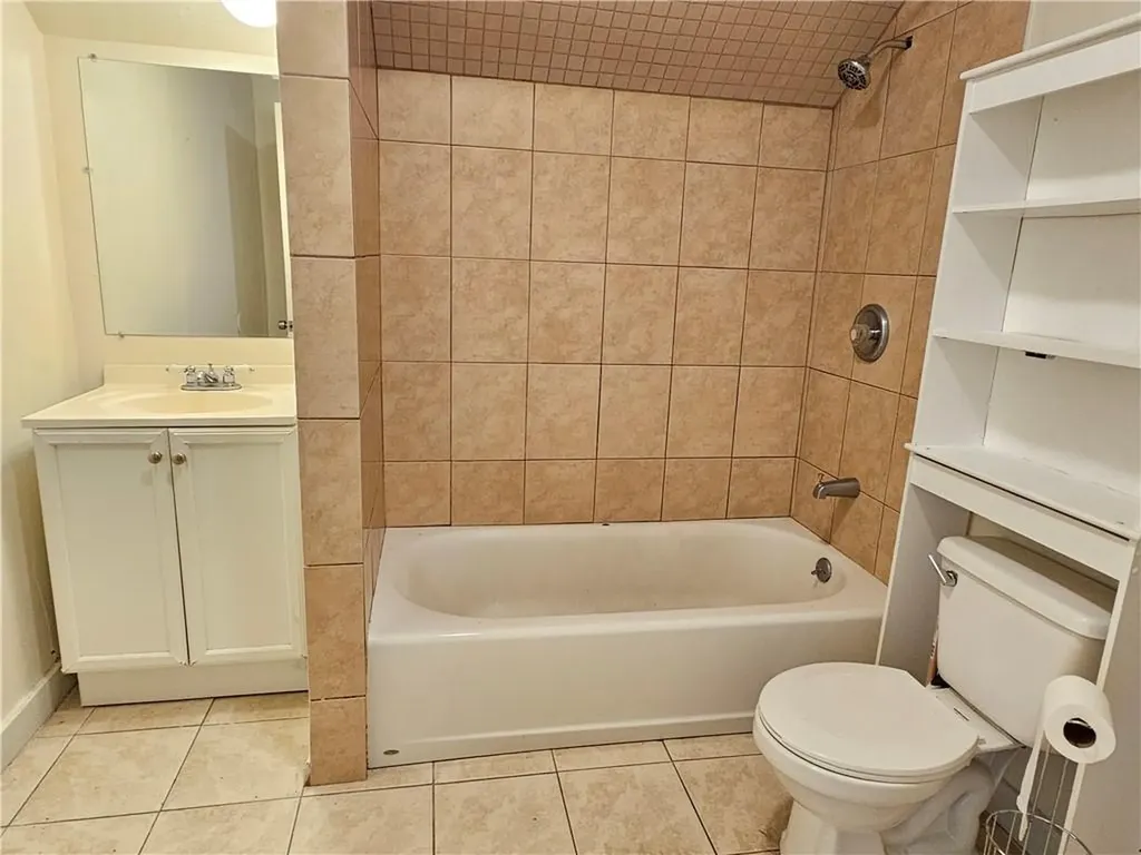 104 Chapin Avenue Providence RI 02909