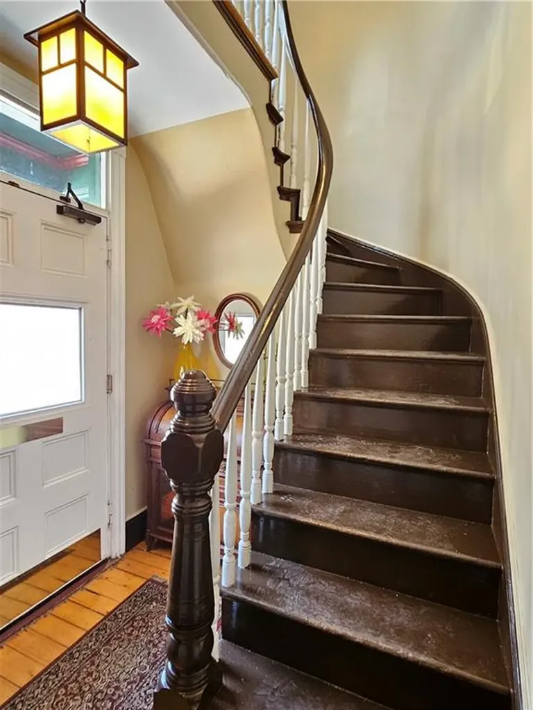 104 Chapin Avenue Providence RI 02909