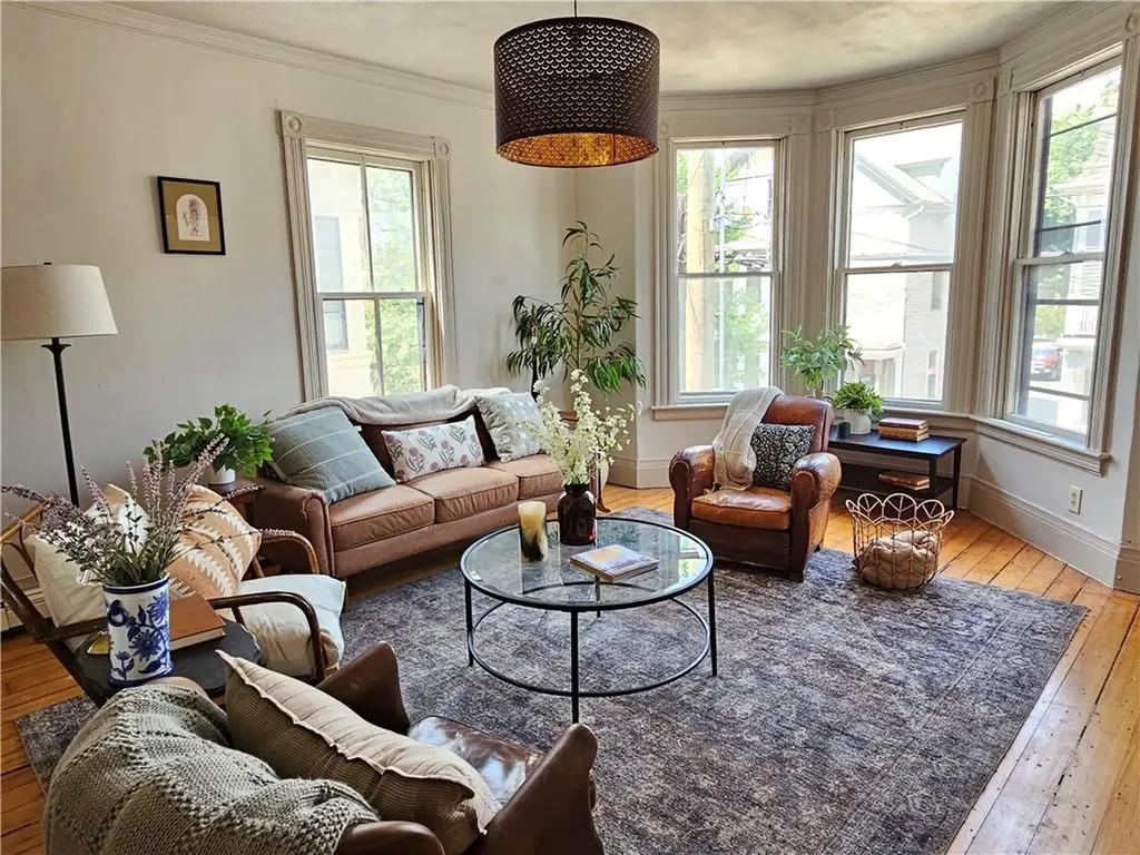 104 Chapin Avenue Providence RI 02909
