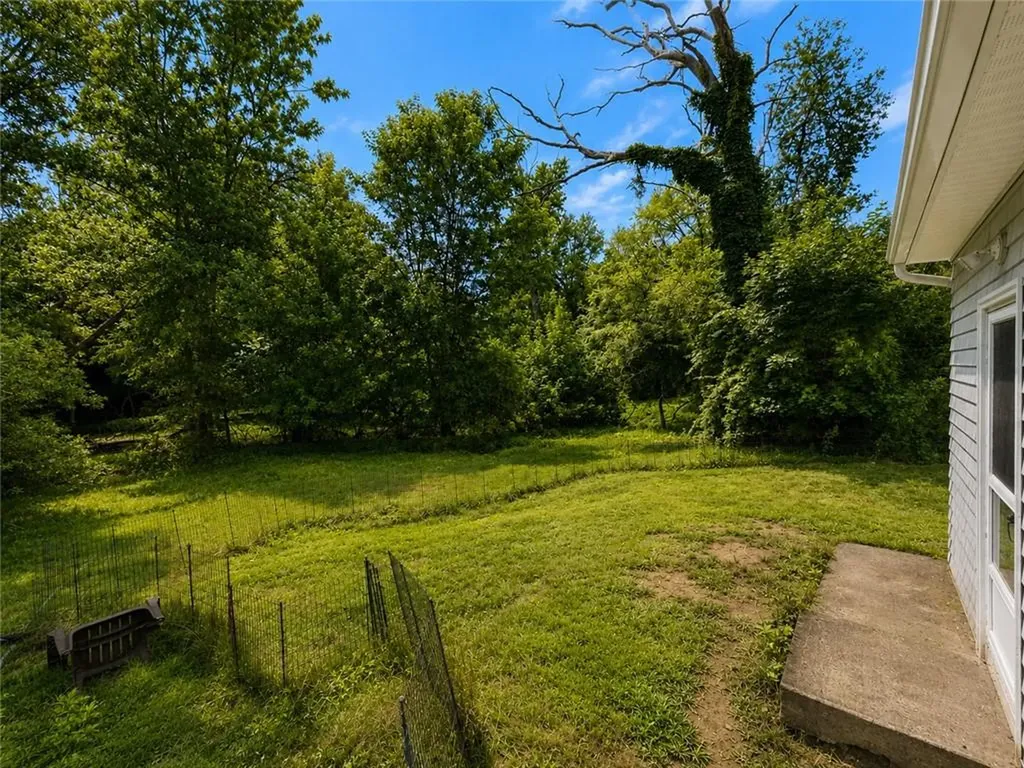 123 Wampanoag Road Warwick RI 02818
