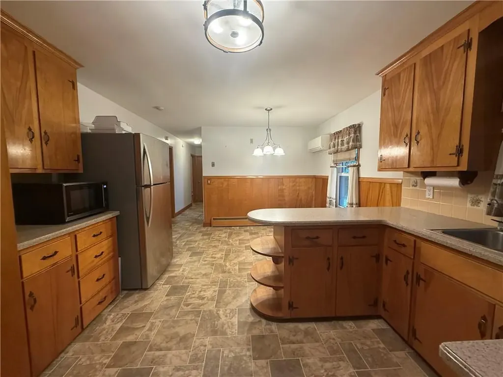 28 Arthur Street West Warwick RI 02893