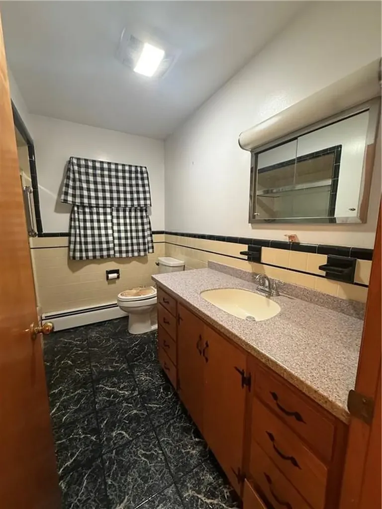 28 Arthur Street West Warwick RI 02893