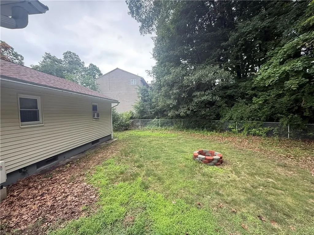 28 Arthur Street West Warwick RI 02893