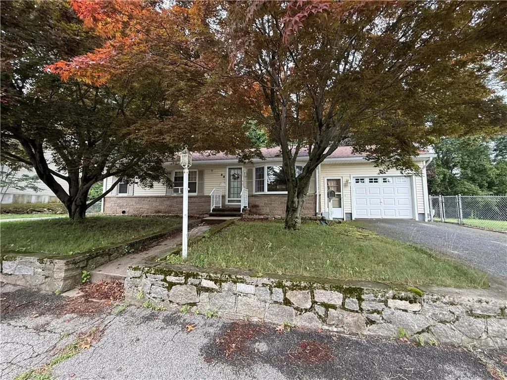 28 Arthur Street West Warwick RI 02893