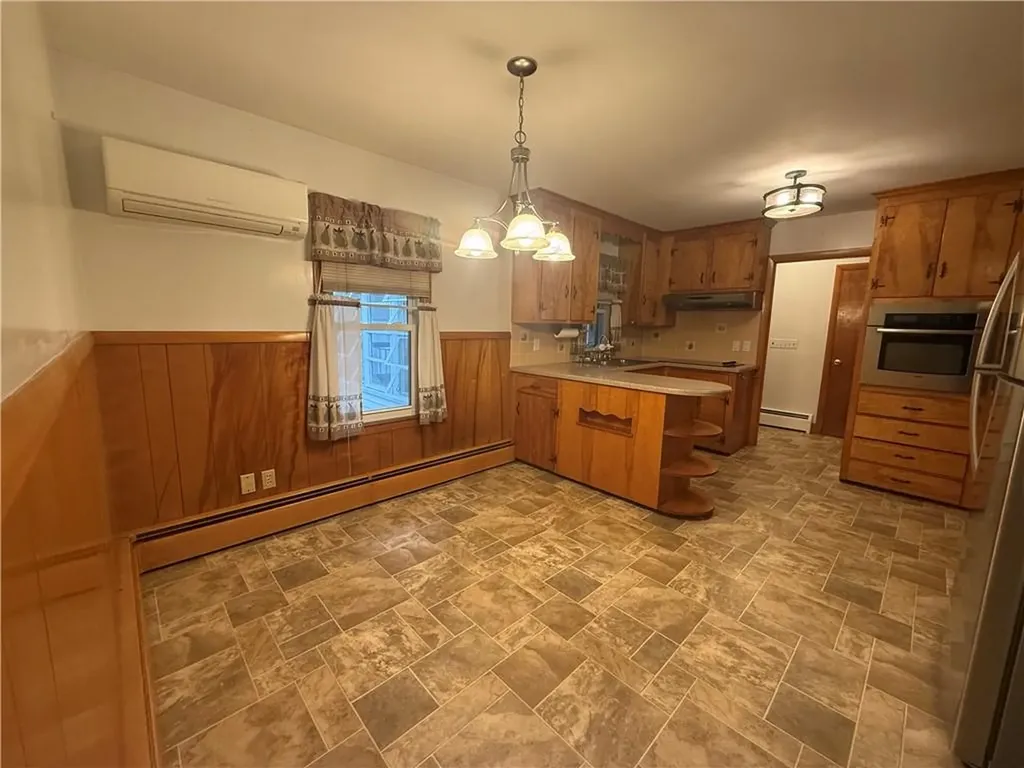28 Arthur Street West Warwick RI 02893
