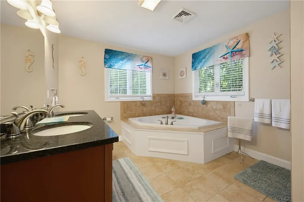 164 Bear Hill Road Cumberland RI 02864