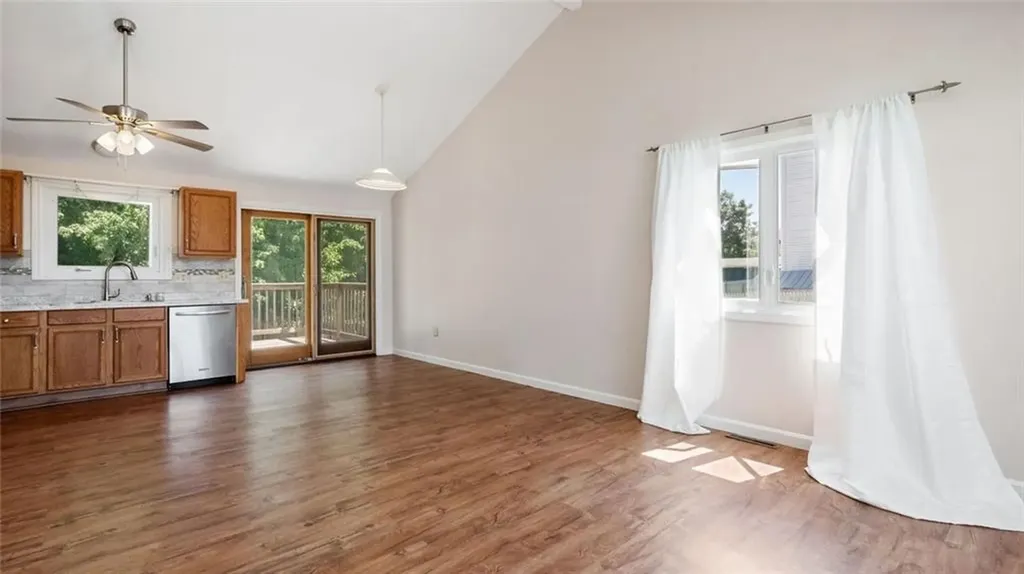 23 Justin Way Cranston RI 02910
