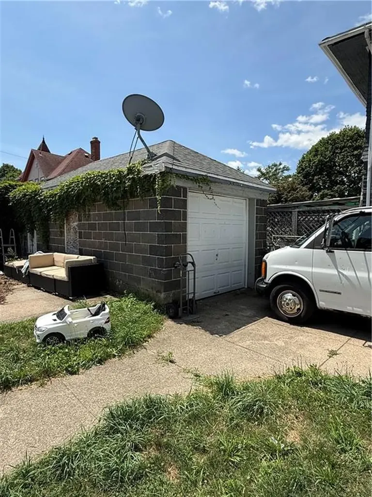 272 Washington Avenue Providence RI 02905