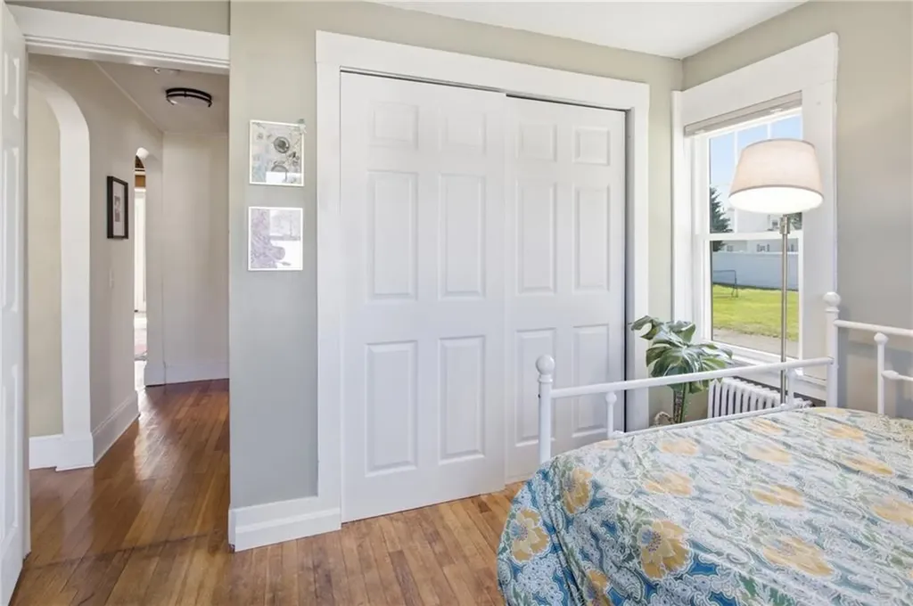 26 Crandall Court Warwick RI 02889