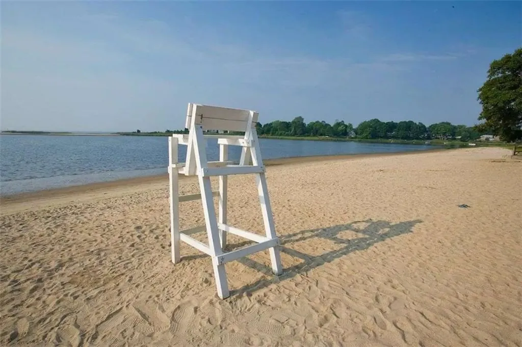 112 Keystone Drive Warwick RI 02886