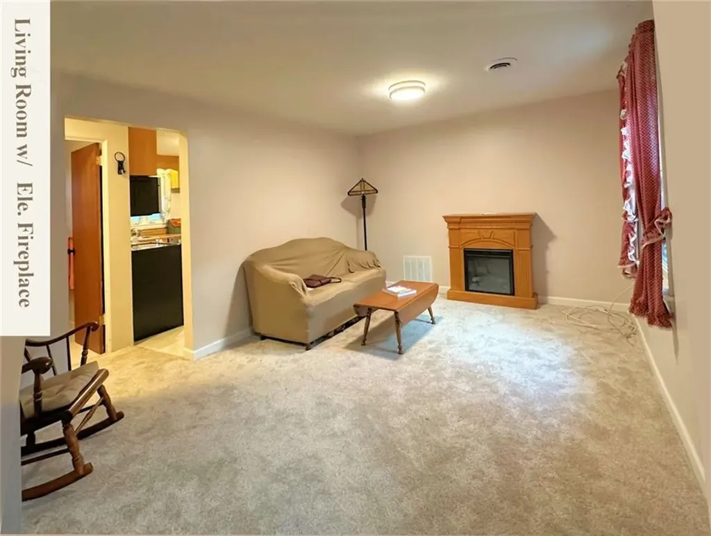 112 Keystone Drive Warwick RI 02886