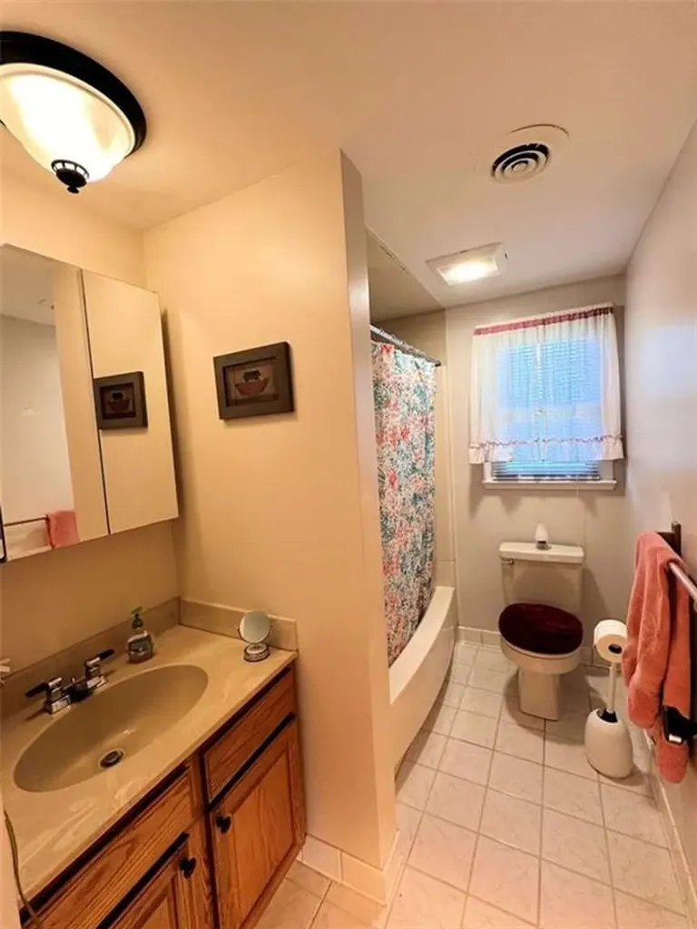 112 Keystone Drive Warwick RI 02886