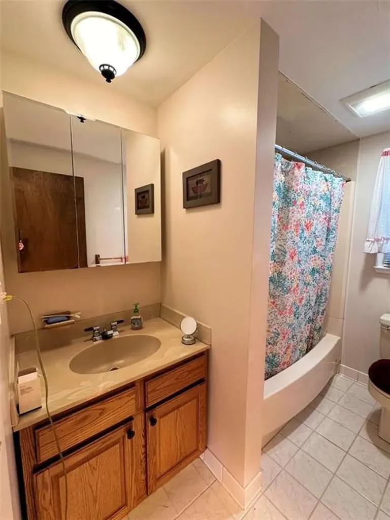 112 Keystone Drive Warwick RI 02886