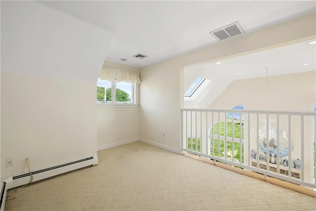 139 Hemlock Avenue Warwick RI 02886