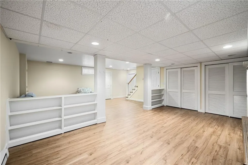139 Hemlock Avenue Warwick RI 02886