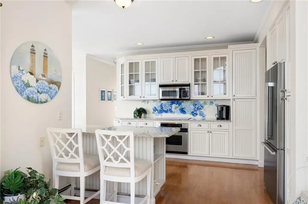 139 Hemlock Avenue Warwick RI 02886