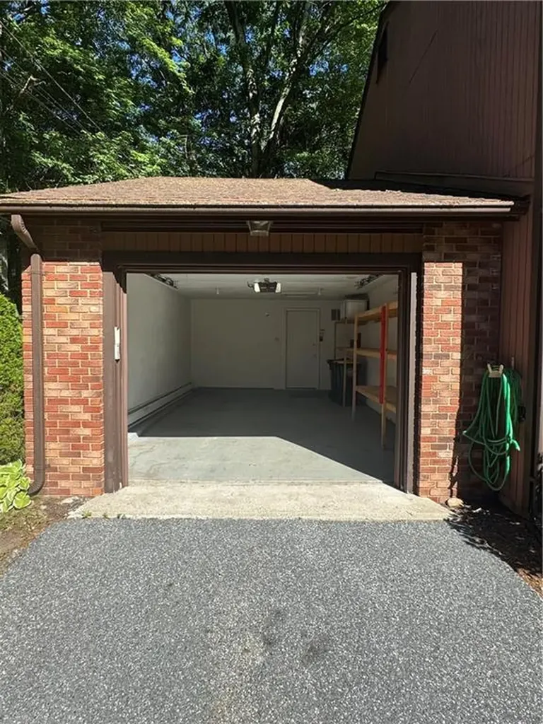 41 Pheasant Run Smithfield RI 02917