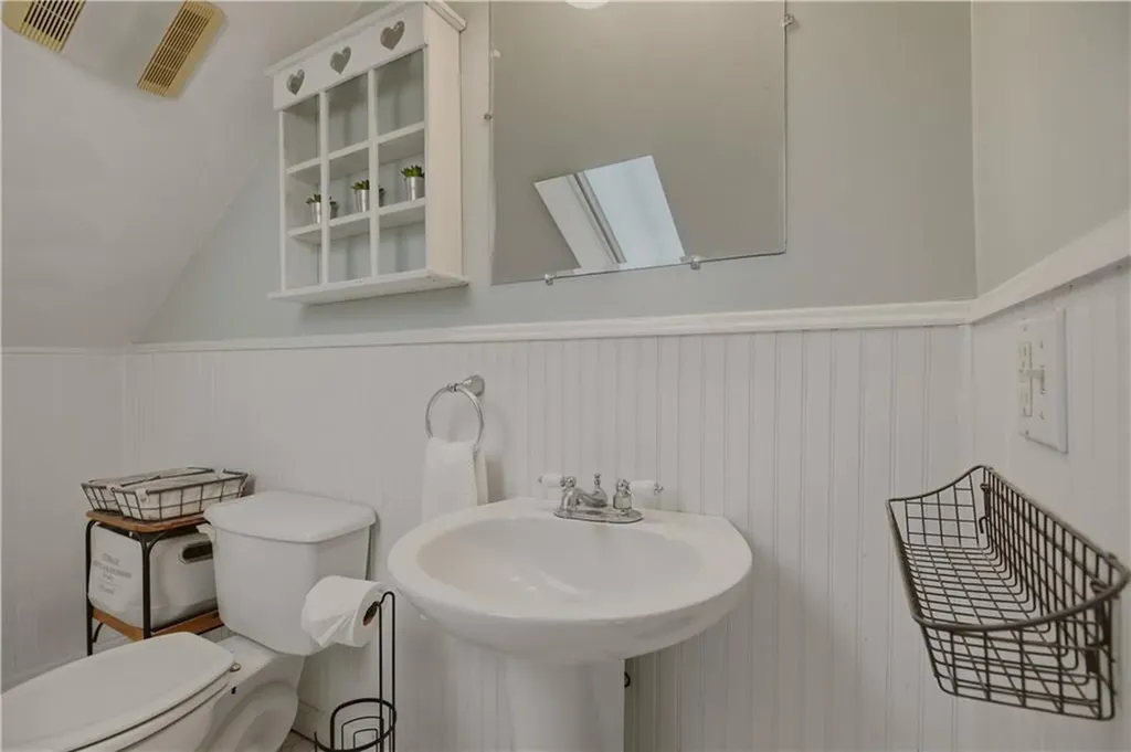 75 Longwood Avenue Providence RI 02908